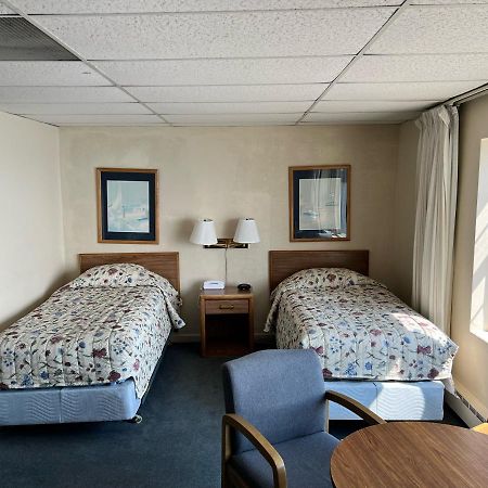 Shoreline Inn Grand Marais Exterior foto